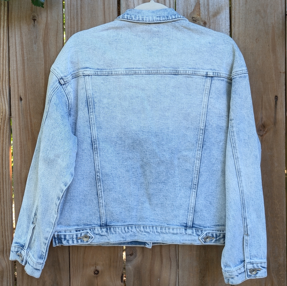 Bayeas Light Wash Blue Denim Jean Jacket - Picture 5 of 15